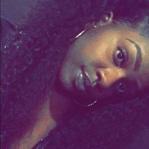 Meet your Posher, Alicia